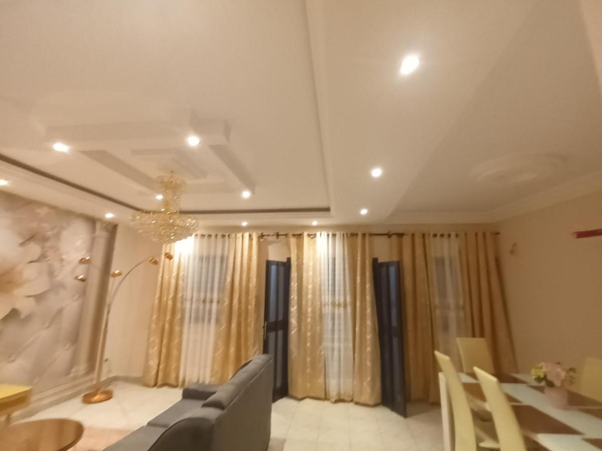 Residence Deluxe Yaounde Bagian luar foto