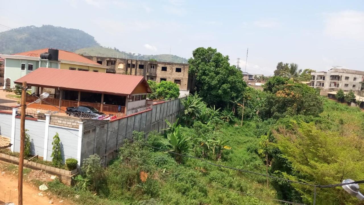 Residence Deluxe Yaounde Bagian luar foto
