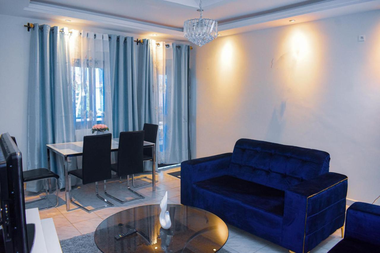 Residence Deluxe Yaounde Bagian luar foto