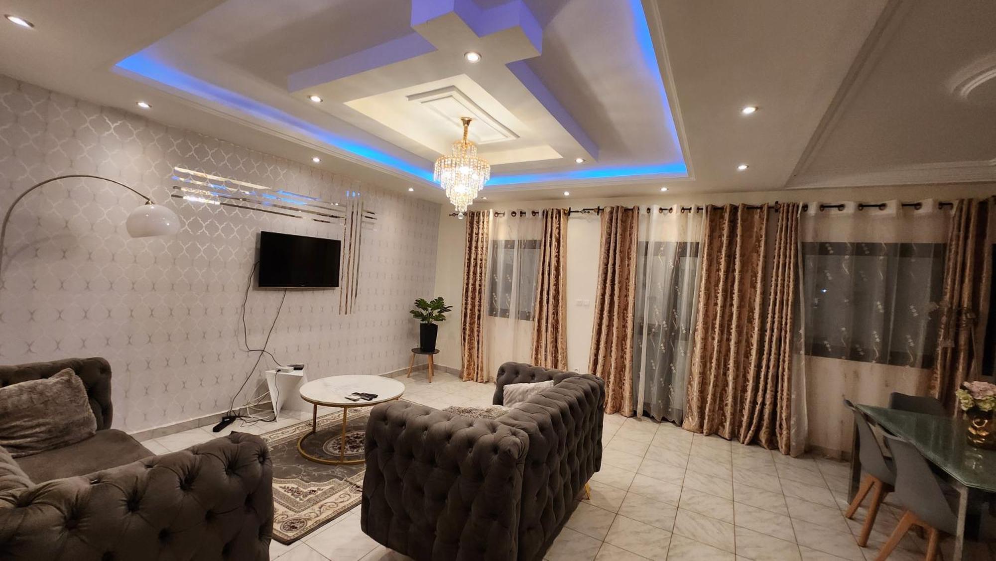 Residence Deluxe Yaounde Bagian luar foto